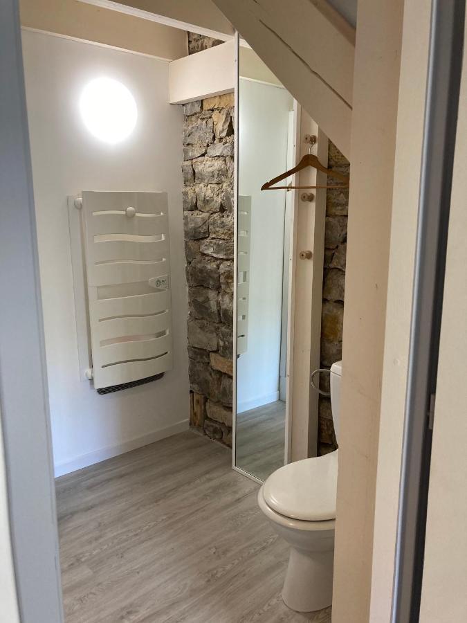 La Chambre Des Bobines Montigny-sur-l'Ain Esterno foto